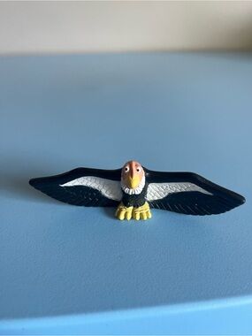 Black and White Vulture Bird Figurine - Yellow Beak and Feet Mattel